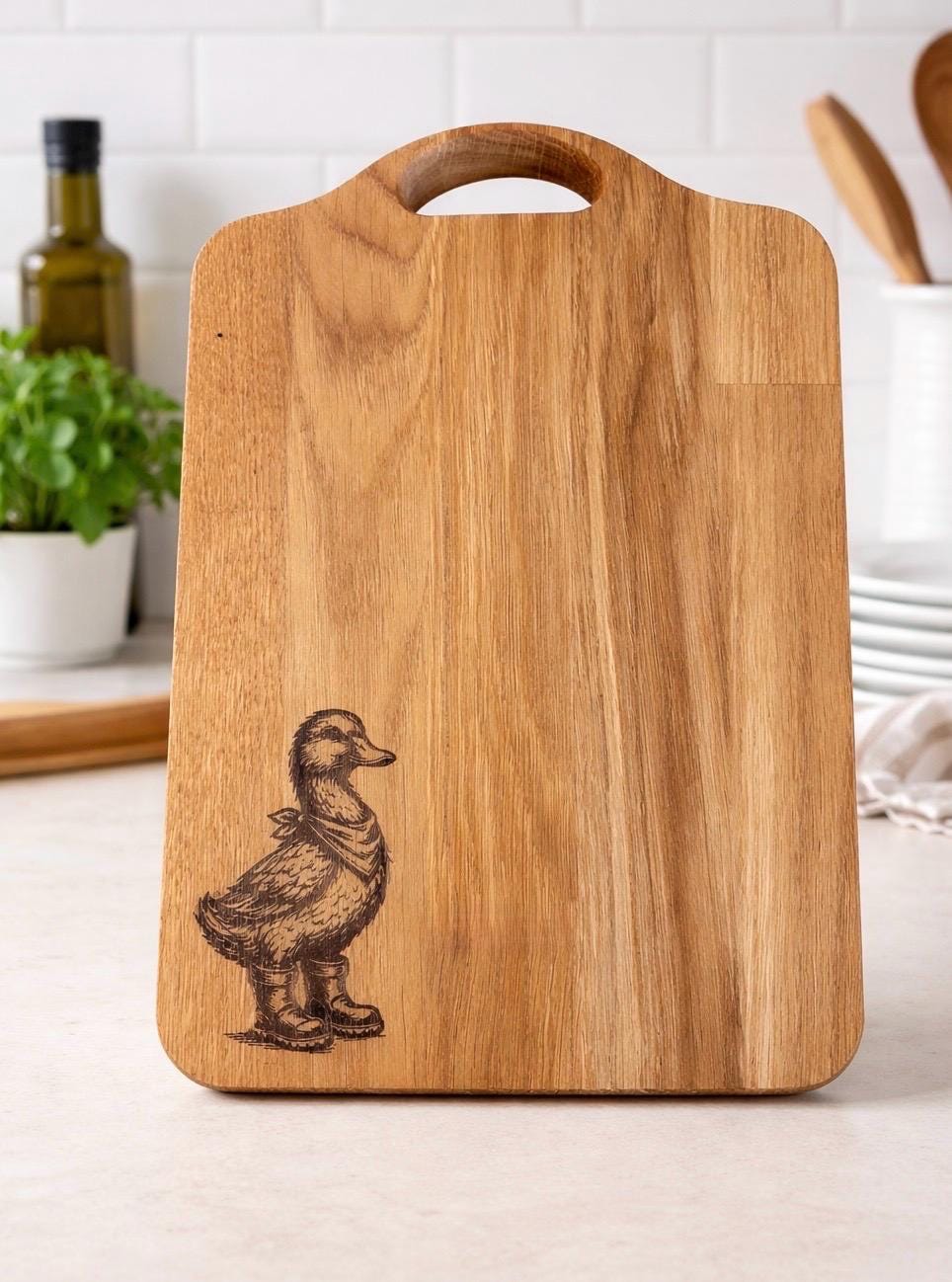 Solid Oak Chopping Board – Engraved Duck Design, Rustic Kitchen Gift