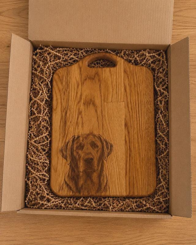 Labrador engraved solid oak chopping board - pet lover gift idea