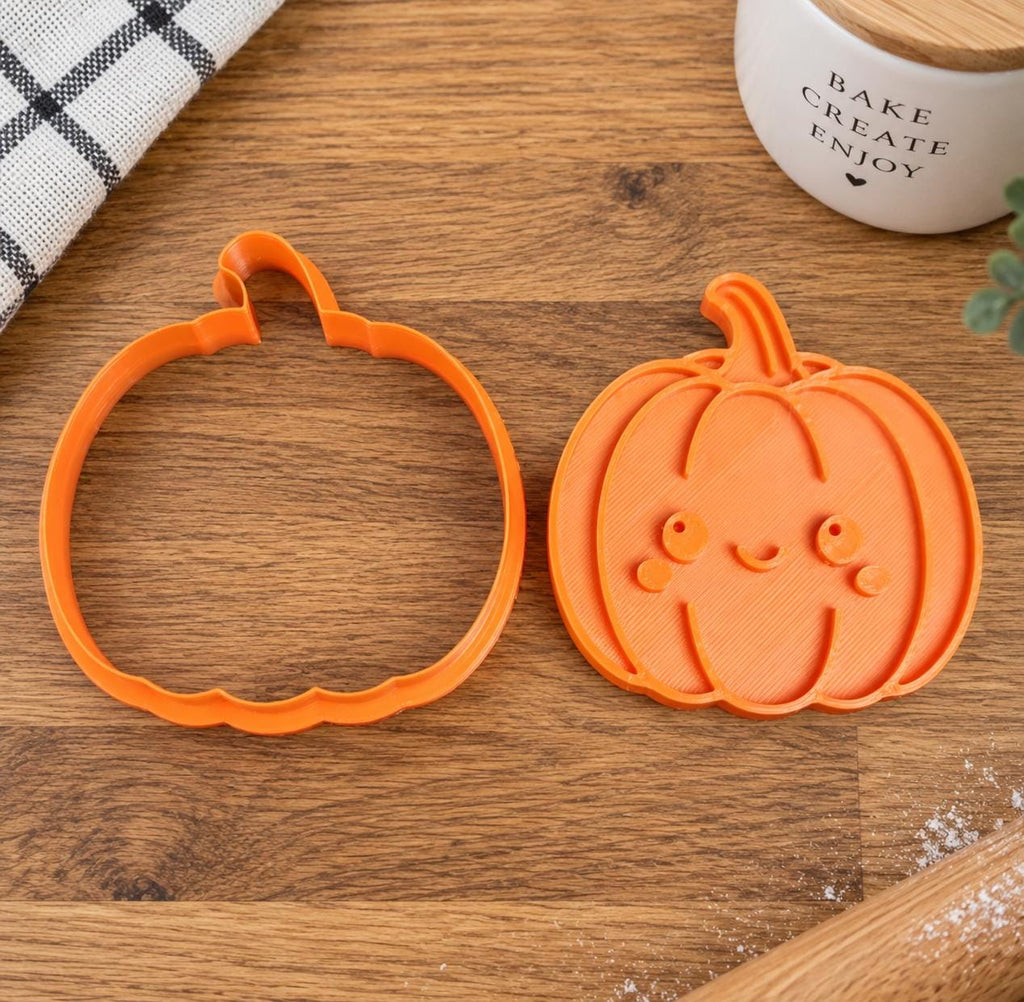 Cute Pumpkin Cookie Cutter & Embosser Stamp | Autumn Halloween Baking | 8.5cm