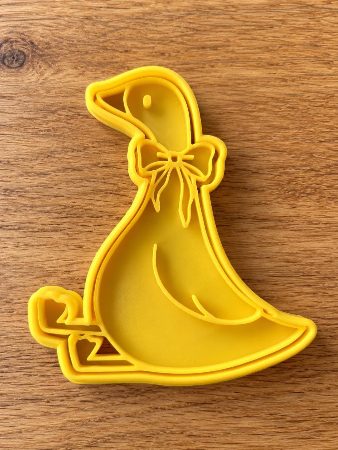 Goose with Bow Cookie Cutter & Embosser  8cm | Baking /  Fondant Stamp