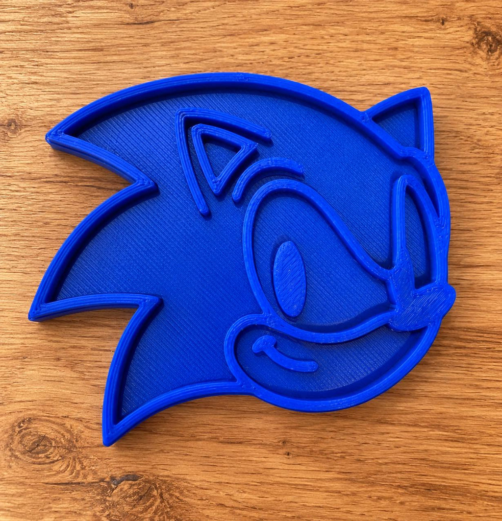 Sonic Inspired Cookie Cutter Set – 4 Character Biscuit & Fondant Stamps